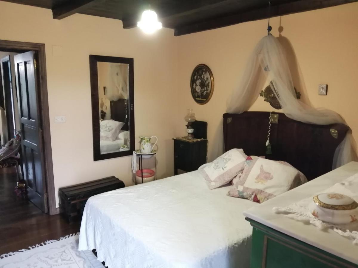 Casa Oute Pensionat Sobrada Eksteriør billede